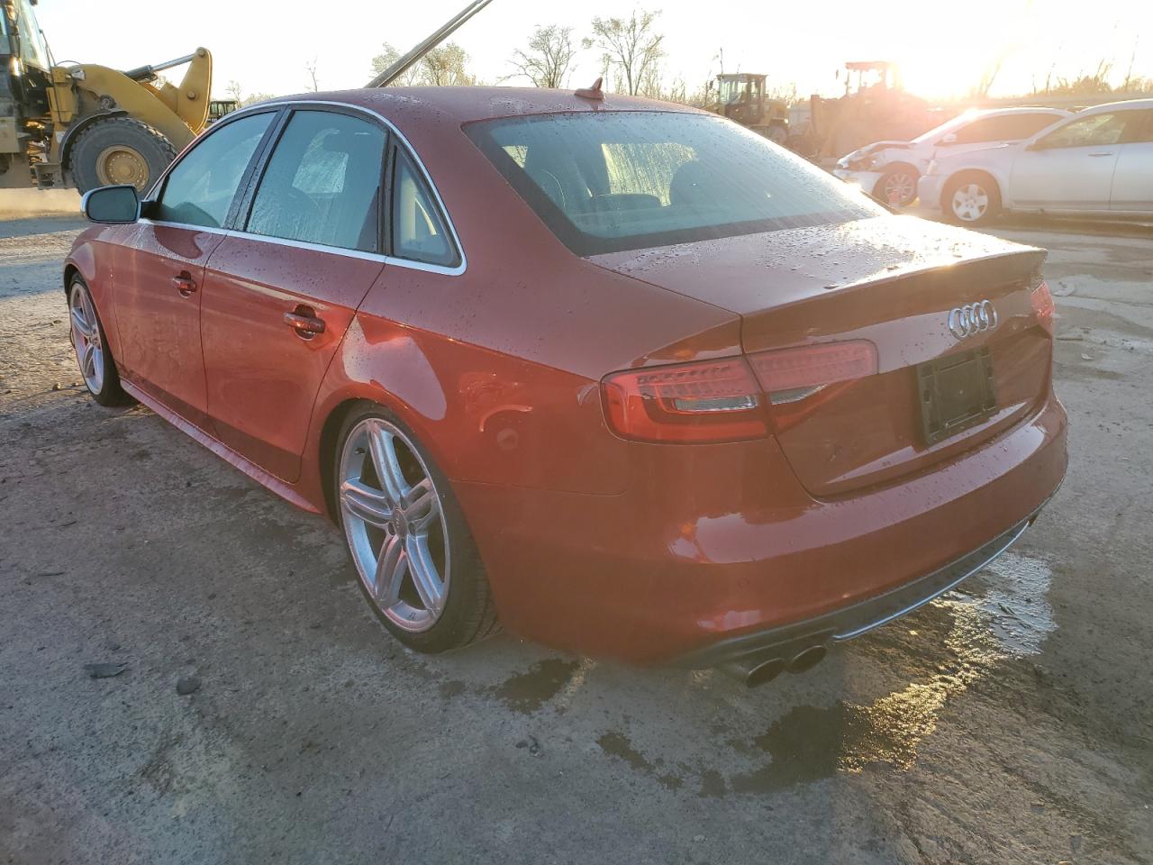 2013 Audi RS4 VIN WAUBGAFL4DA168054 Copart auction photo, front end / minor dent/scratches damage thumbnail 2