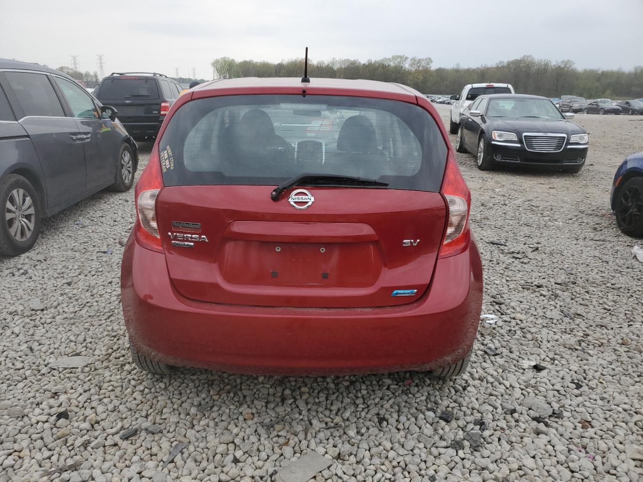 2015 Nissan Versa VIN 3N1CE2CP4FL374189 Copart auction photo, minor dent/scratches / normal wear damage thumbnail 6
