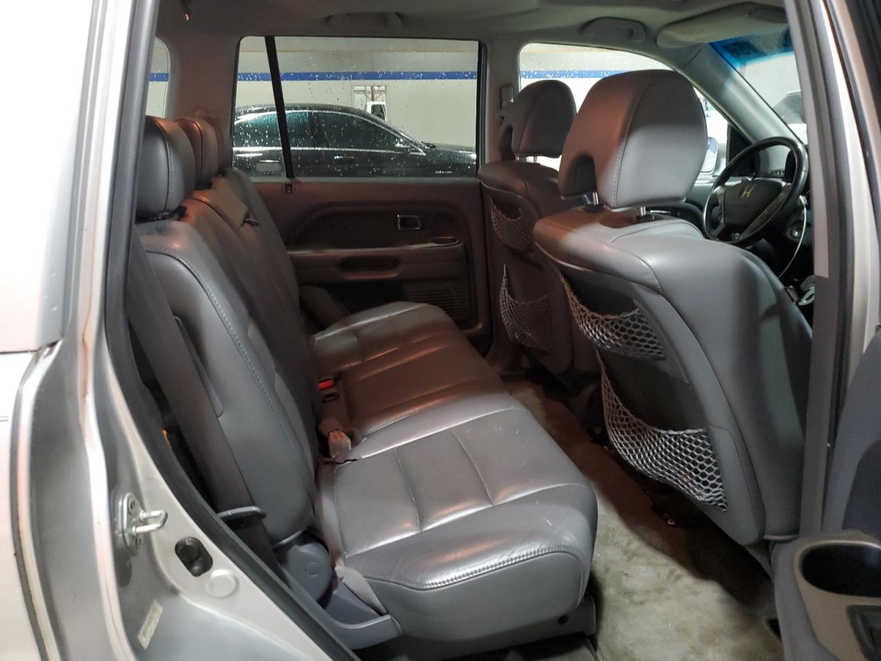 2007 Honda Pilot VIN 5FNYF18747B029506 Copart auction photo, rear end damage thumbnail 11