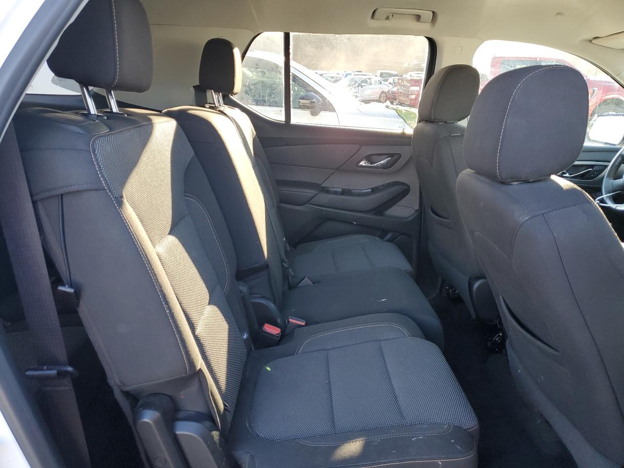 2019 Chevrolet Traverse VIN 1GNEVFKW1KJ117165 Copart auction photo, front end / rear end damage thumbnail 11