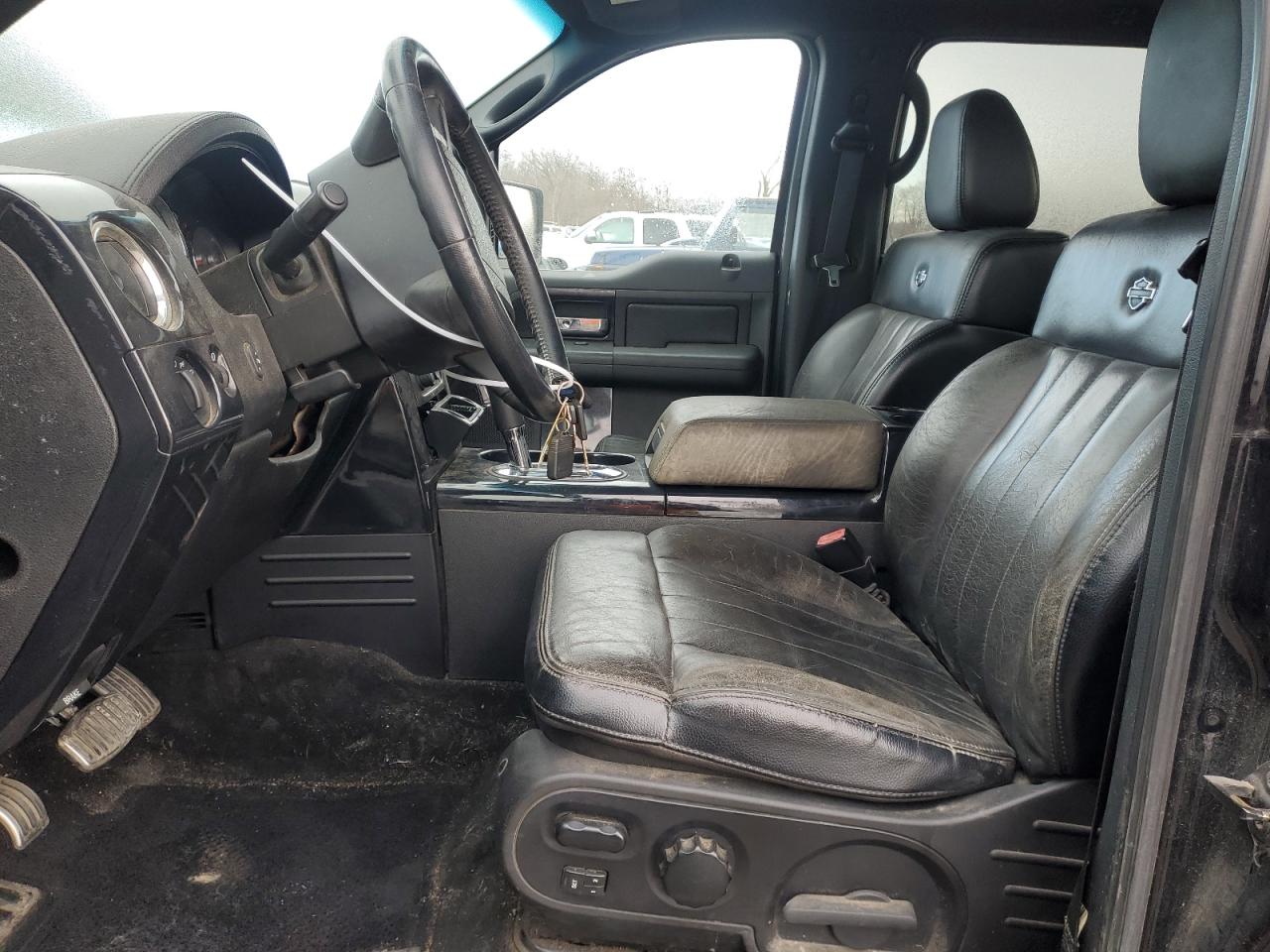 2007 Ford F-150 VIN 1FTRW14567FA00402 Copart auction photo, mechanical / minor dent/scratches damage thumbnail 7
