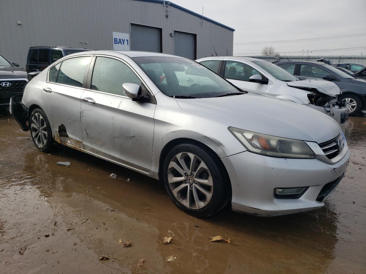 2013 Honda Accord VIN 1HGCR2F58DA163109 Copart auction photo, rear end / side damage thumbnail 4