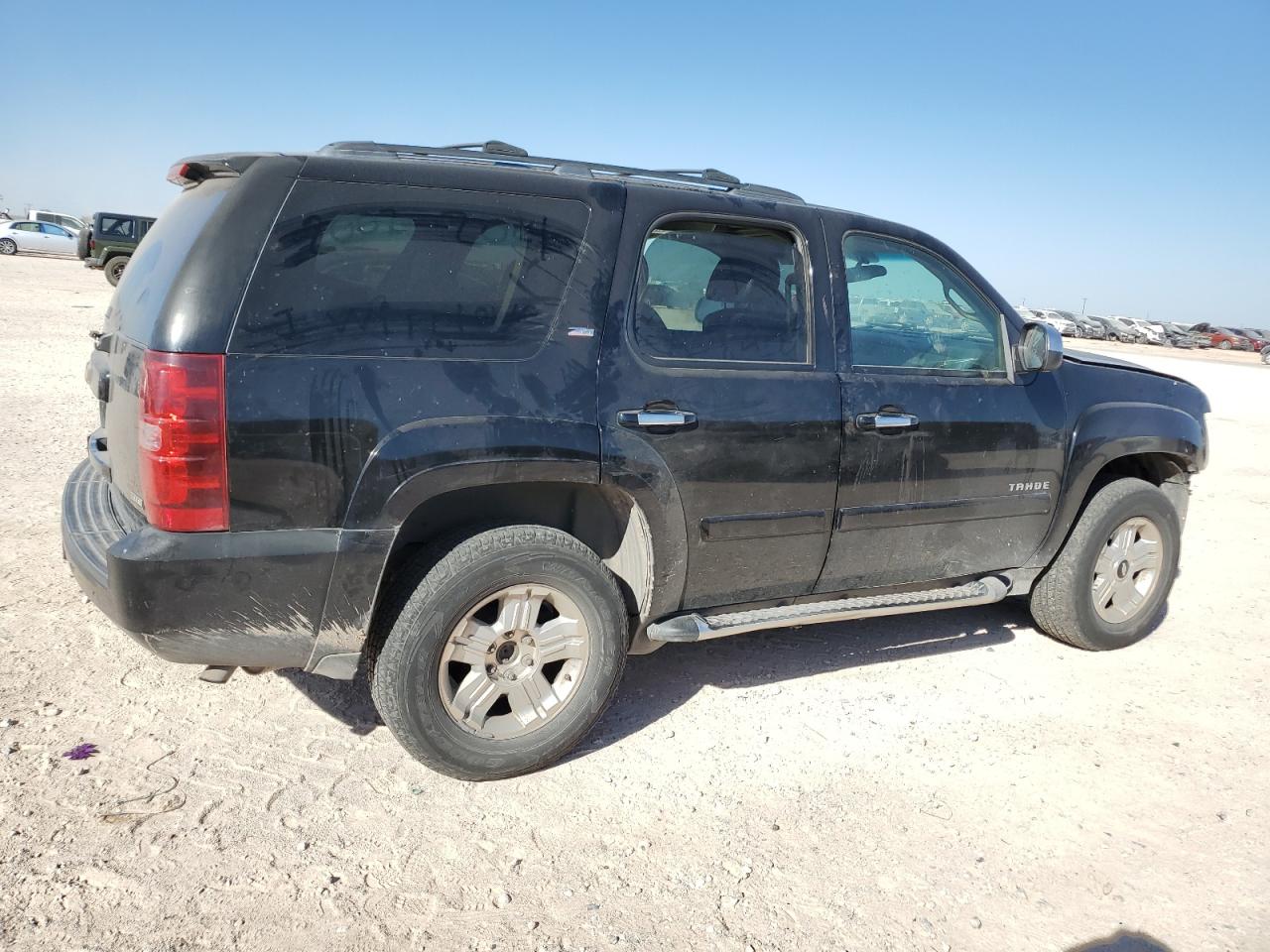 2007 Chevrolet Tahoe VIN 1GNFC130X7R413513 Copart auction photo, front end damage thumbnail 3