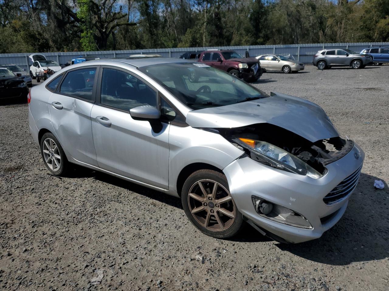 2019 Ford Fiesta VIN 3FADP4BJ4KM139466 Copart auction photo, front end / side damage thumbnail 4