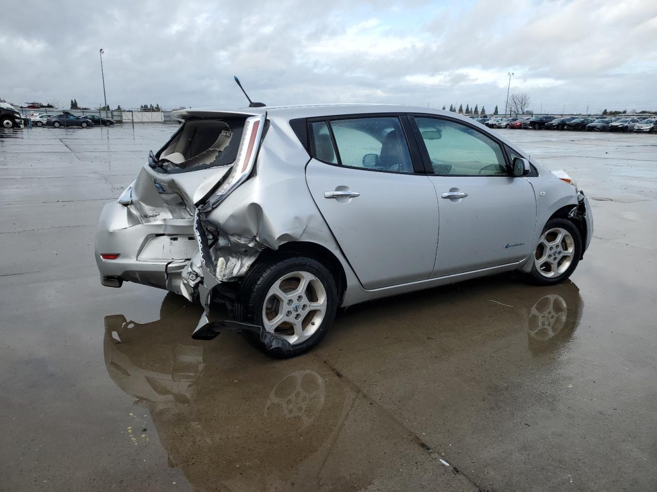 2012 Nissan Leaf VIN JN1AZ0CPXCT026811 Copart auction photo, rear end / front end damage thumbnail 3