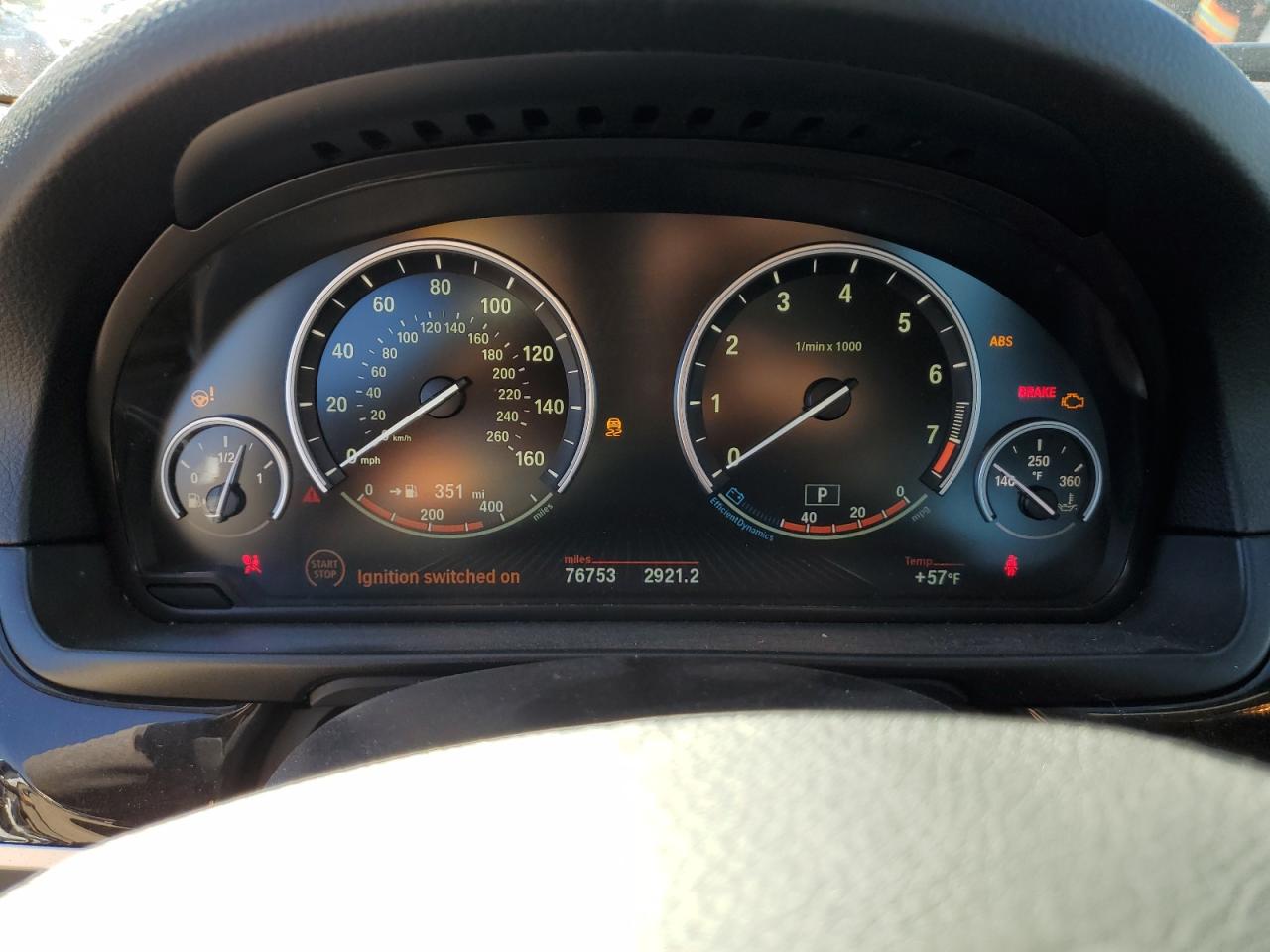 2014 BMW 5er VIN WBA5B1C59ED917416 Copart auction photo, front end / minor dent/scratches damage thumbnail 9