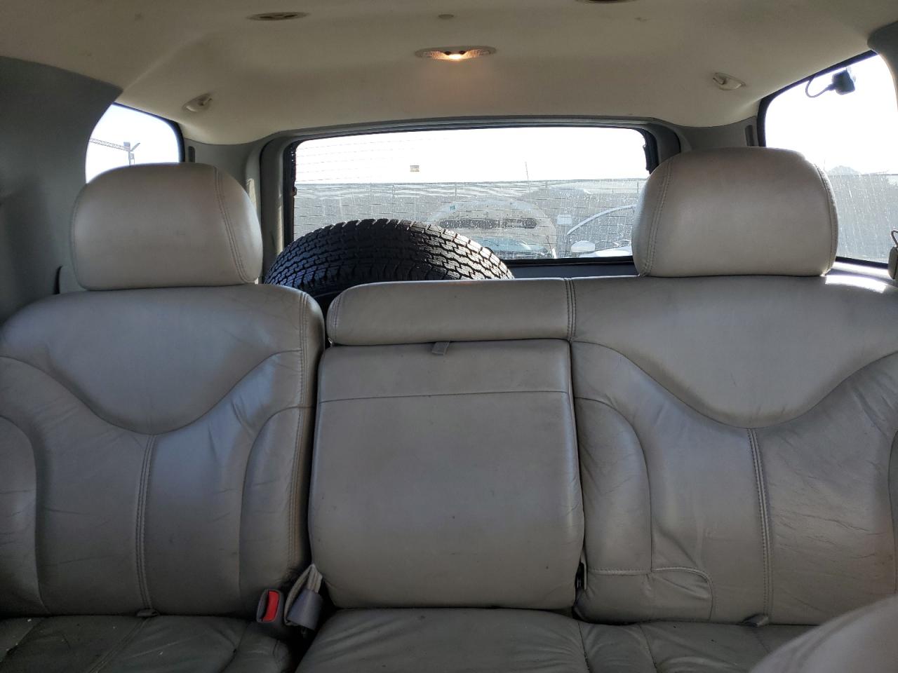 2001 GMC Yukon VIN 1GKEC13T11J119457 Copart auction photo, front end / side damage thumbnail 10