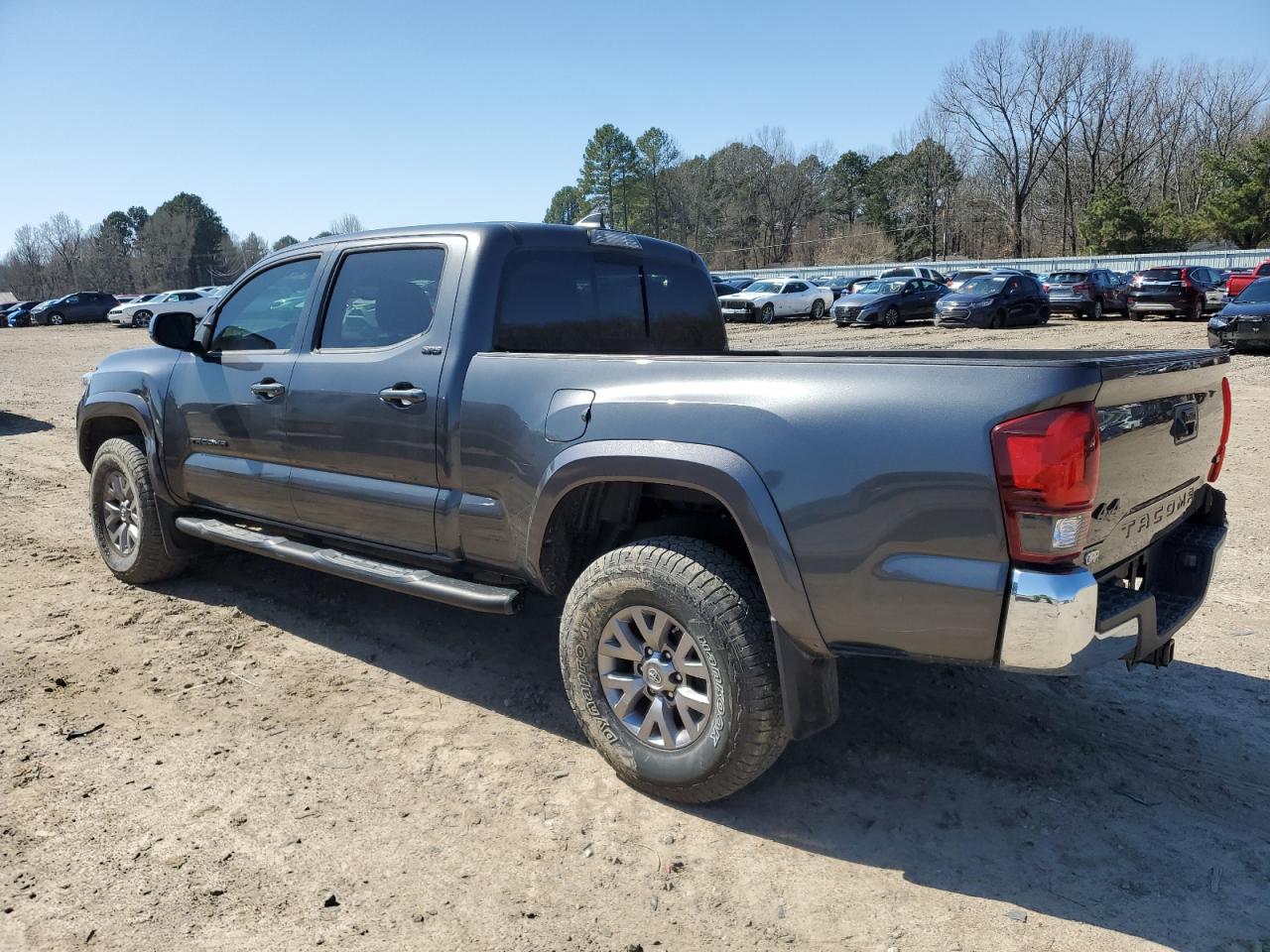 2019 Toyota Tacoma VIN 3TMDZ5BN3KM060626 Copart auction photo, front end / minor dent/scratches damage thumbnail 2