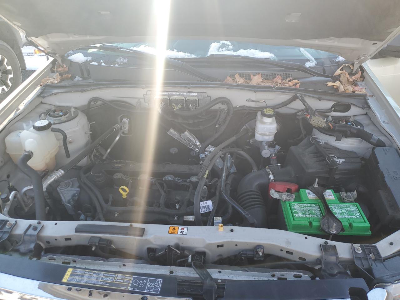 2011 Ford Escape VIN 1FMCU9D71BKC35300 Copart auction photo, minor dent/scratches damage thumbnail 12