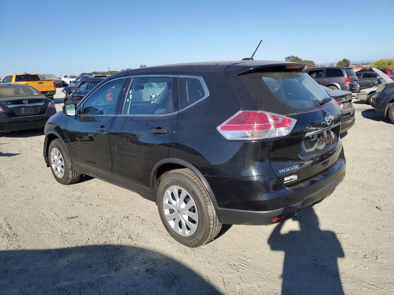 2016 Nissan Rogue VIN KNMAT2MV1GP683616 Copart auction photo, front end damage thumbnail 2