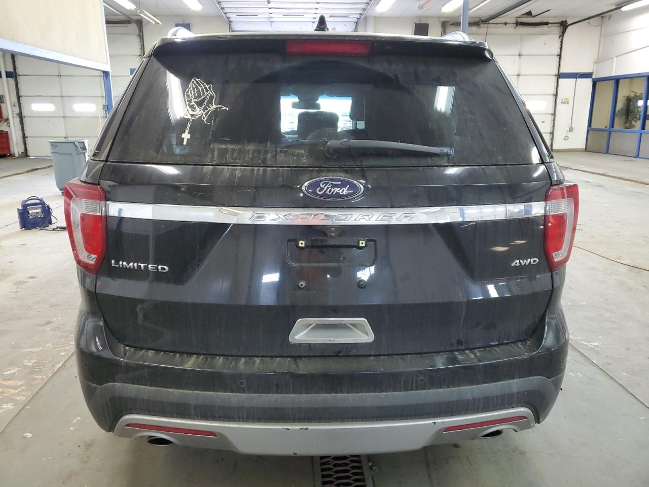 2016 Ford Explorer VIN 1FM5K8F81GGB98886 Copart auction photo, undercarriage damage thumbnail 6