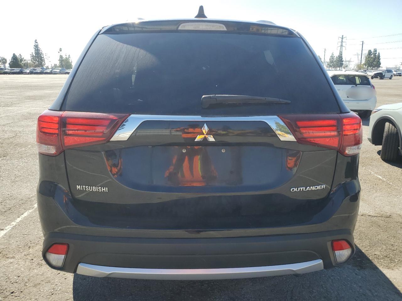 2017 Mitsubishi Outlander VIN JA4AD2A38HZ065189 Copart auction photo, front end damage thumbnail 6