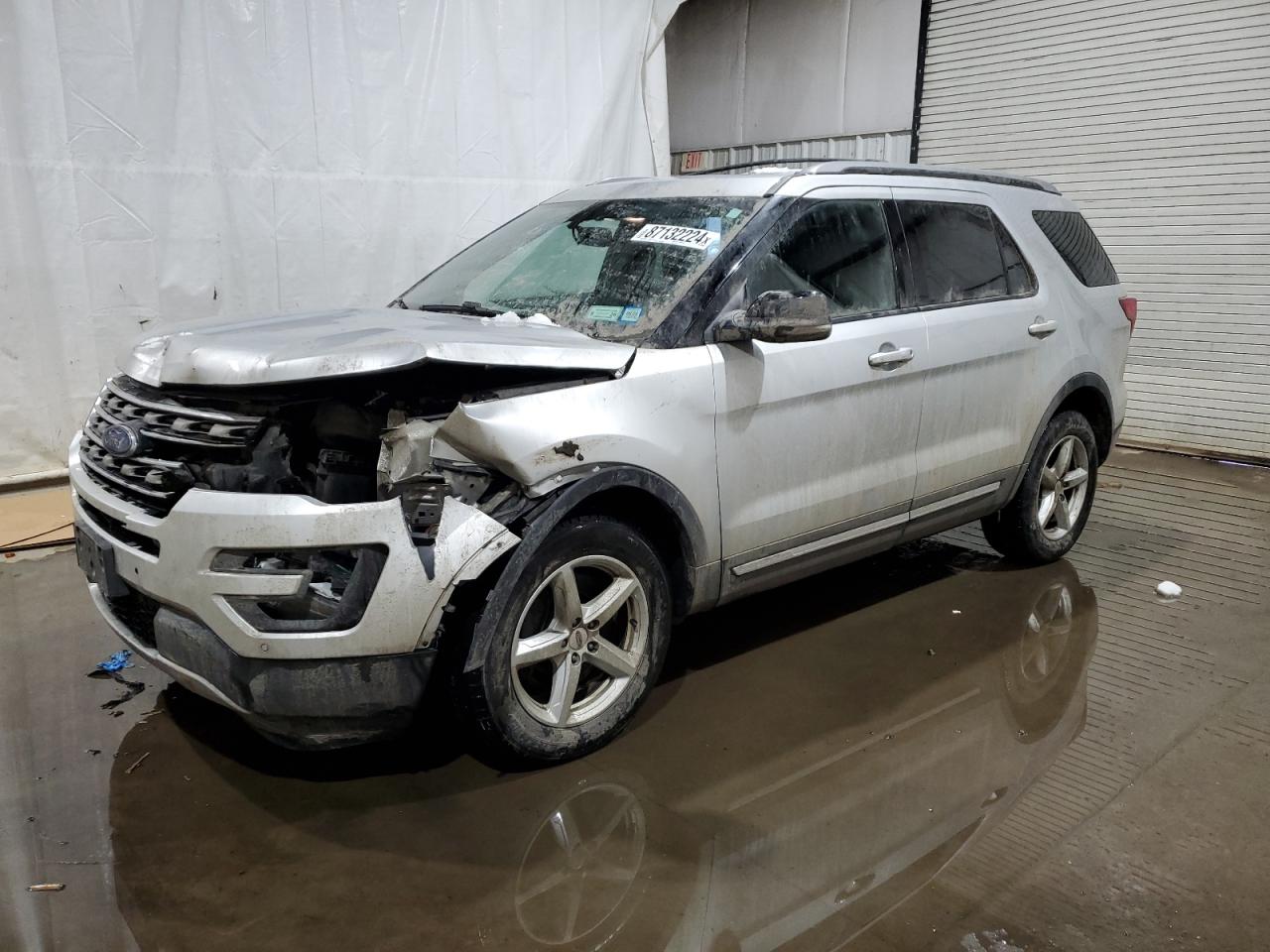 2017 Ford Explorer VIN 1FM5K8D84HGE32152
