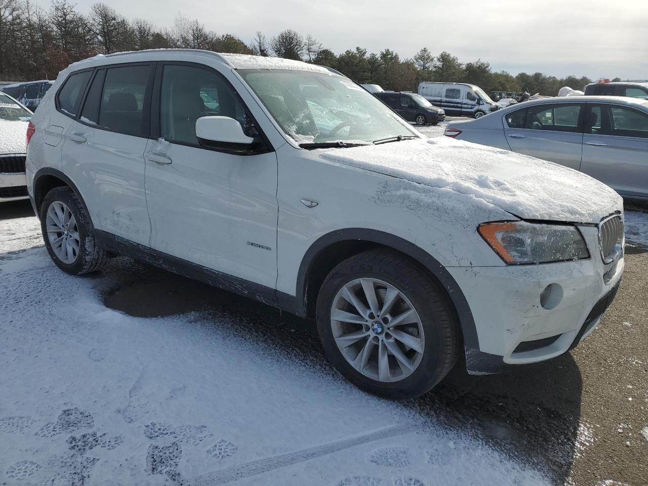 2013 BMW X3 VIN 5UXWX9C51D0A27765 Copart auction photo, minor dent/scratches damage thumbnail 4