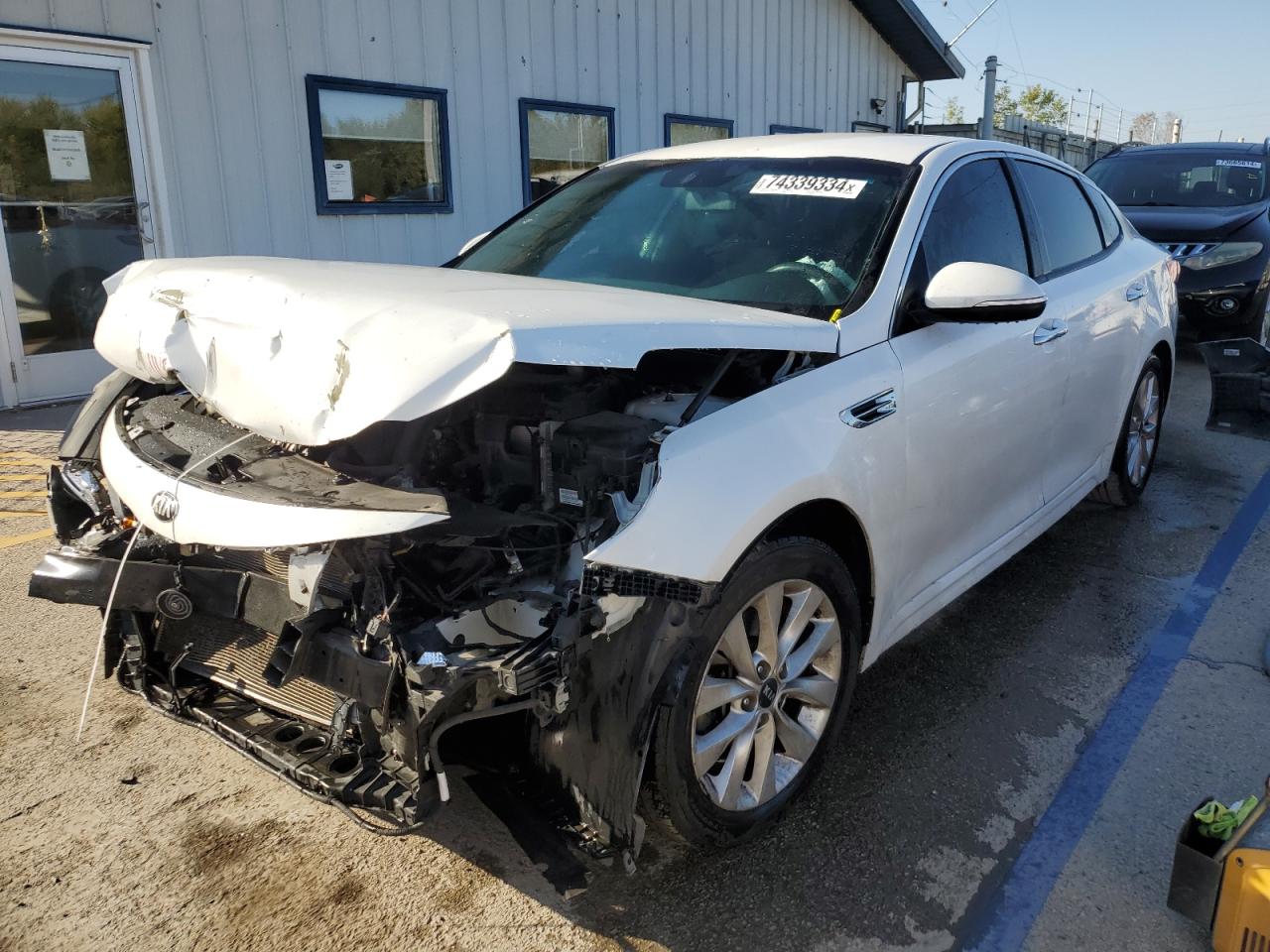 2016 KIA Optima VIN 5XXGT4L33GG024613
