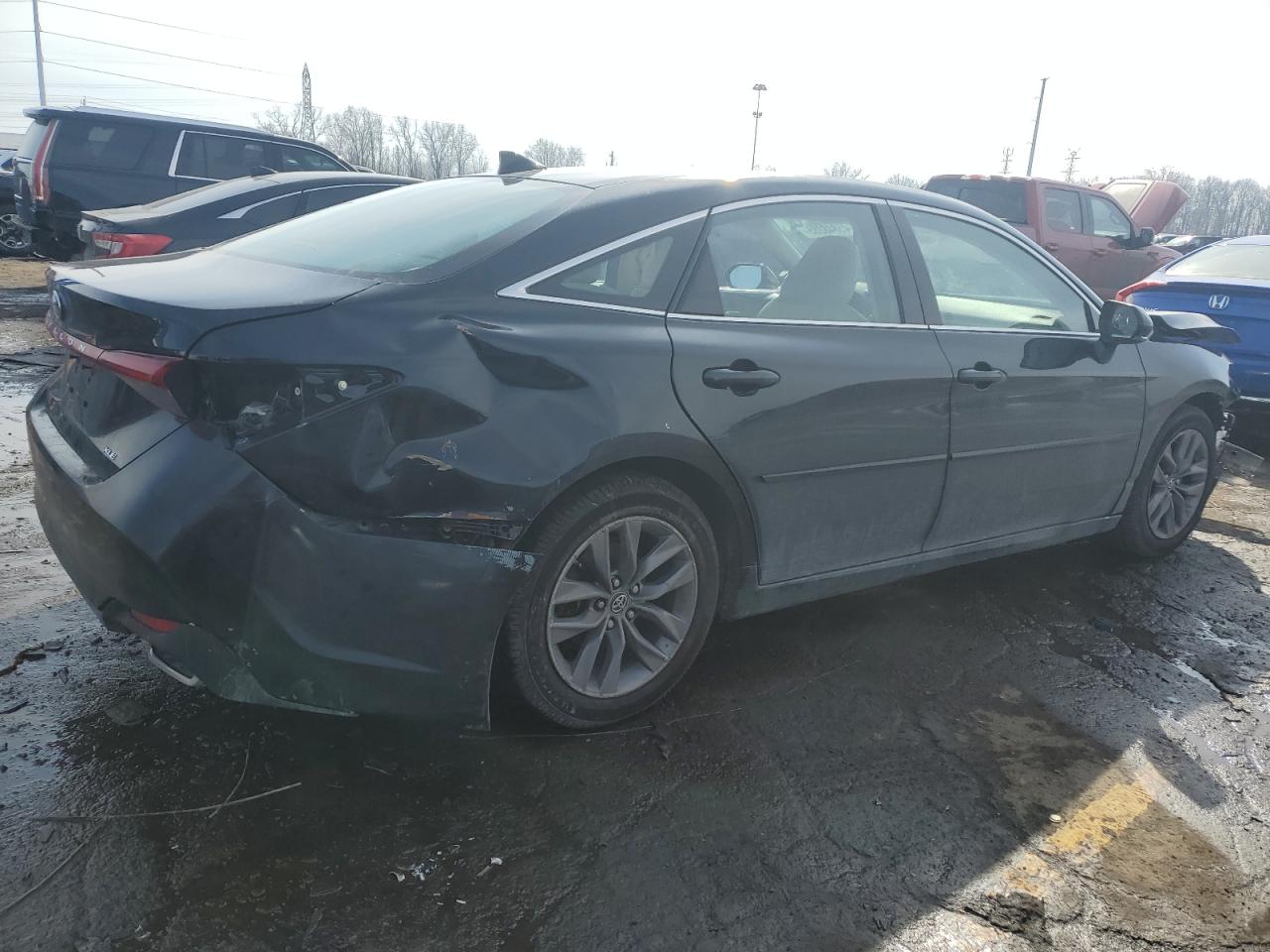 2019 Toyota Avalon VIN 4T1BZ1FB7KU021528 Copart auction photo, all over damage thumbnail 3