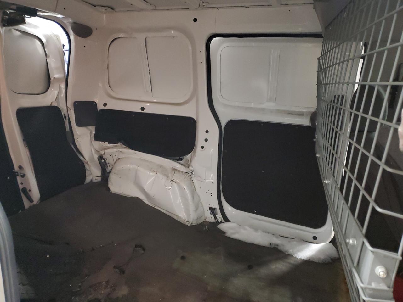 2017 Nissan NV VIN 3N6CM0KN0HK690876 Copart auction photo, rear end / side damage thumbnail 11