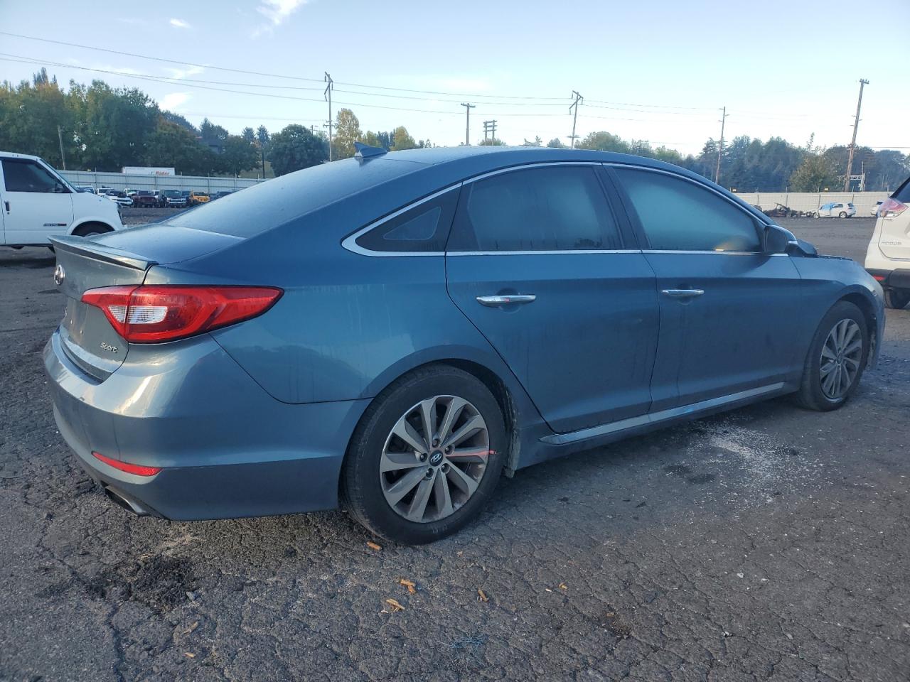 2017 Hyundai Sonata VIN 5NPE34AF7HH445504 Copart auction photo, front end / side damage thumbnail 3