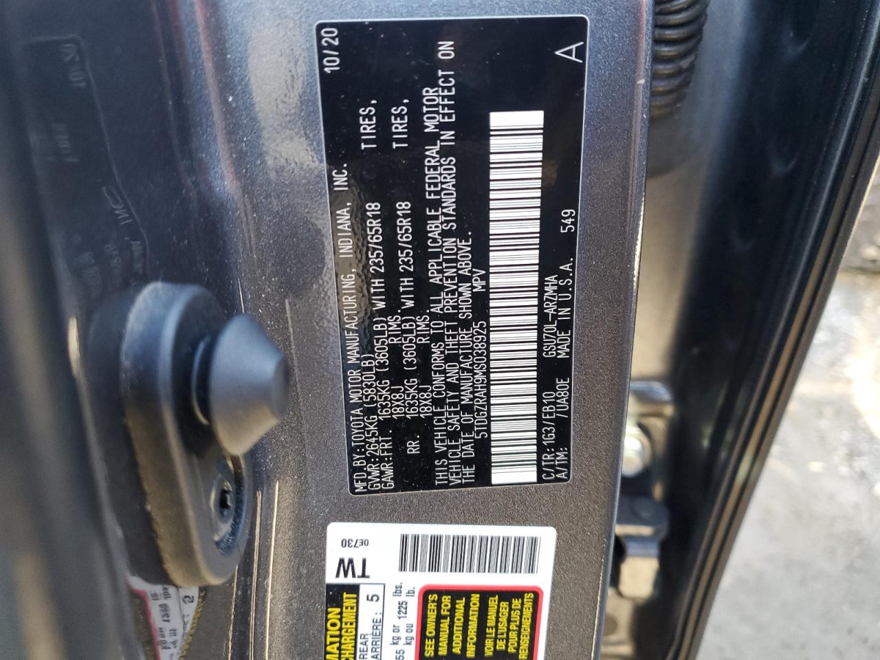 2021 Toyota Highlander VIN 5TDGZRAH9MS038925 Copart auction photo, rear end damage thumbnail 14