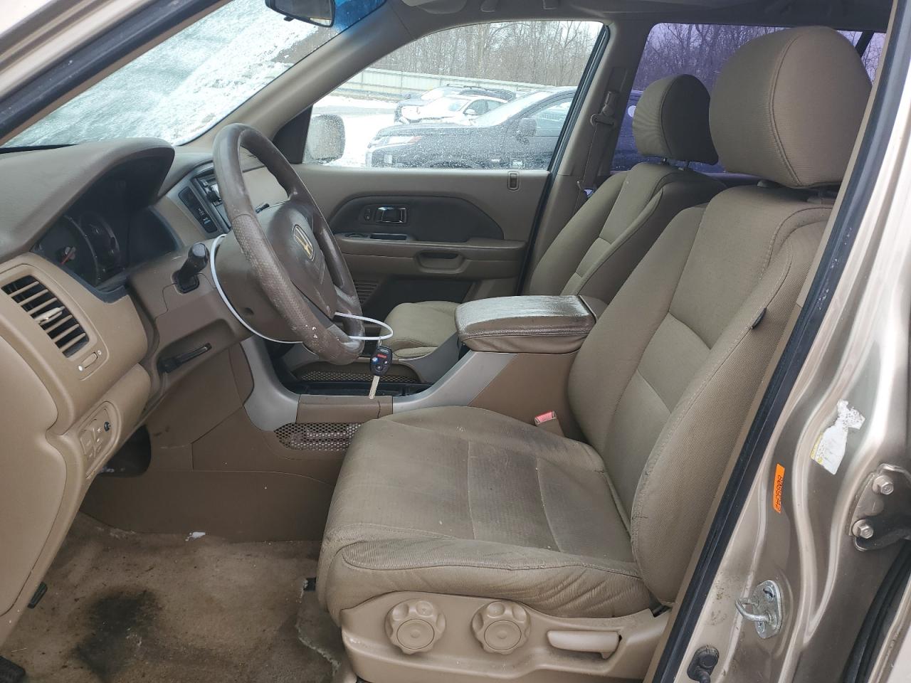 2006 Honda Pilot VIN 5FNYF18146B005815 Copart auction photo, all over damage thumbnail 7
