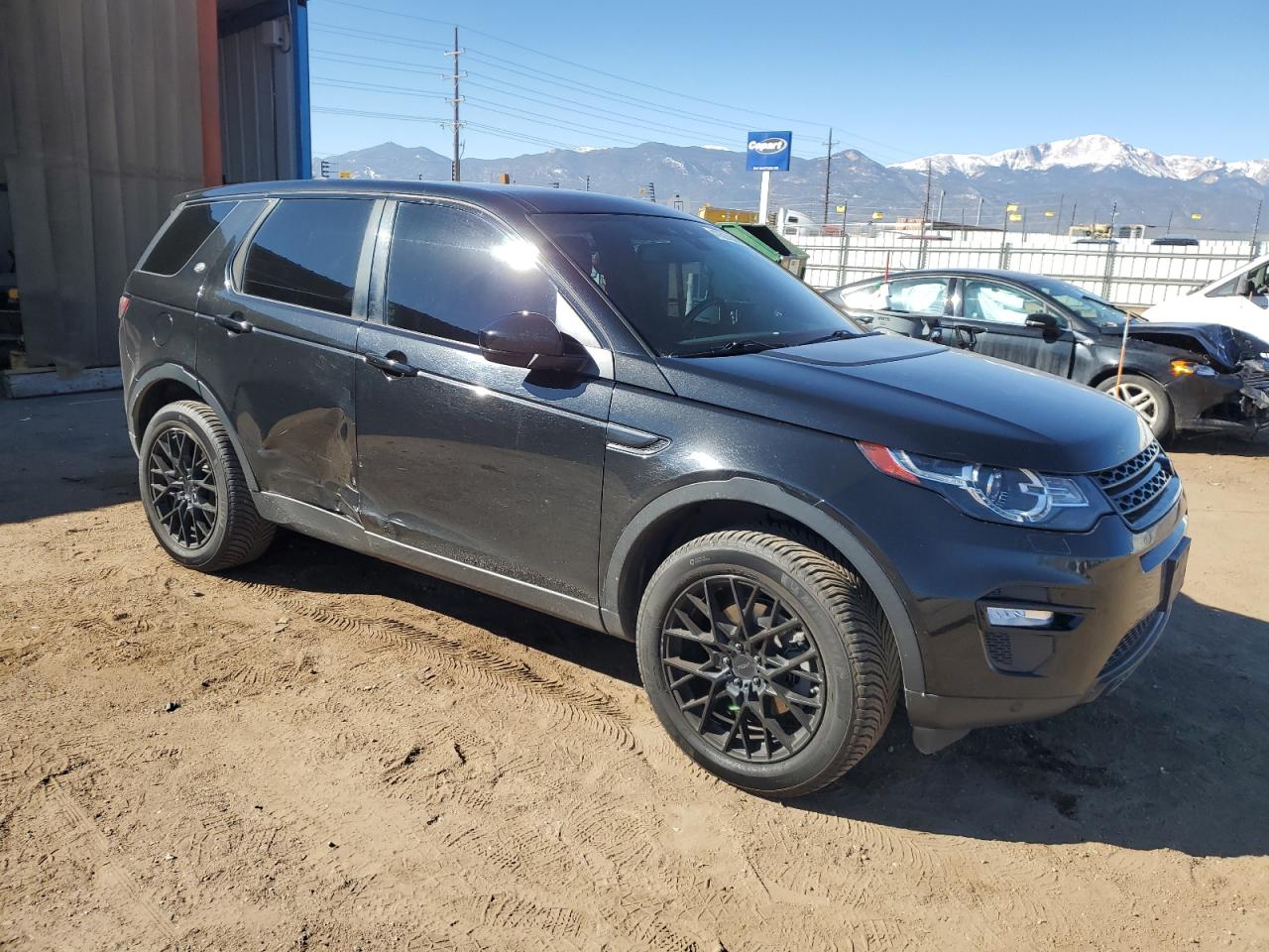 2017 Land Rover Discovery VIN SALCR2BG8HH642058 Copart auction photo, side damage thumbnail 4