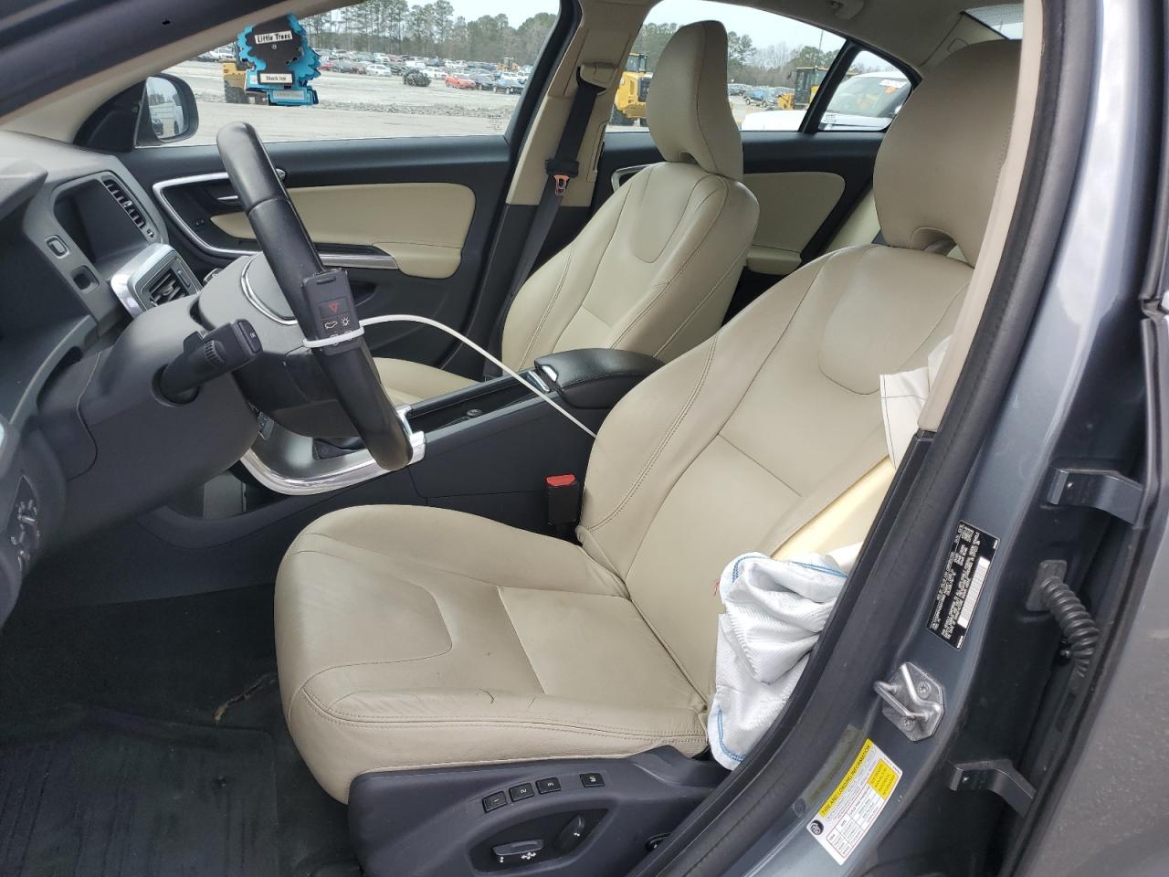 2016 Volvo S60 VIN YV126MFK0G2413889 Copart auction photo, undercarriage / side damage thumbnail 7