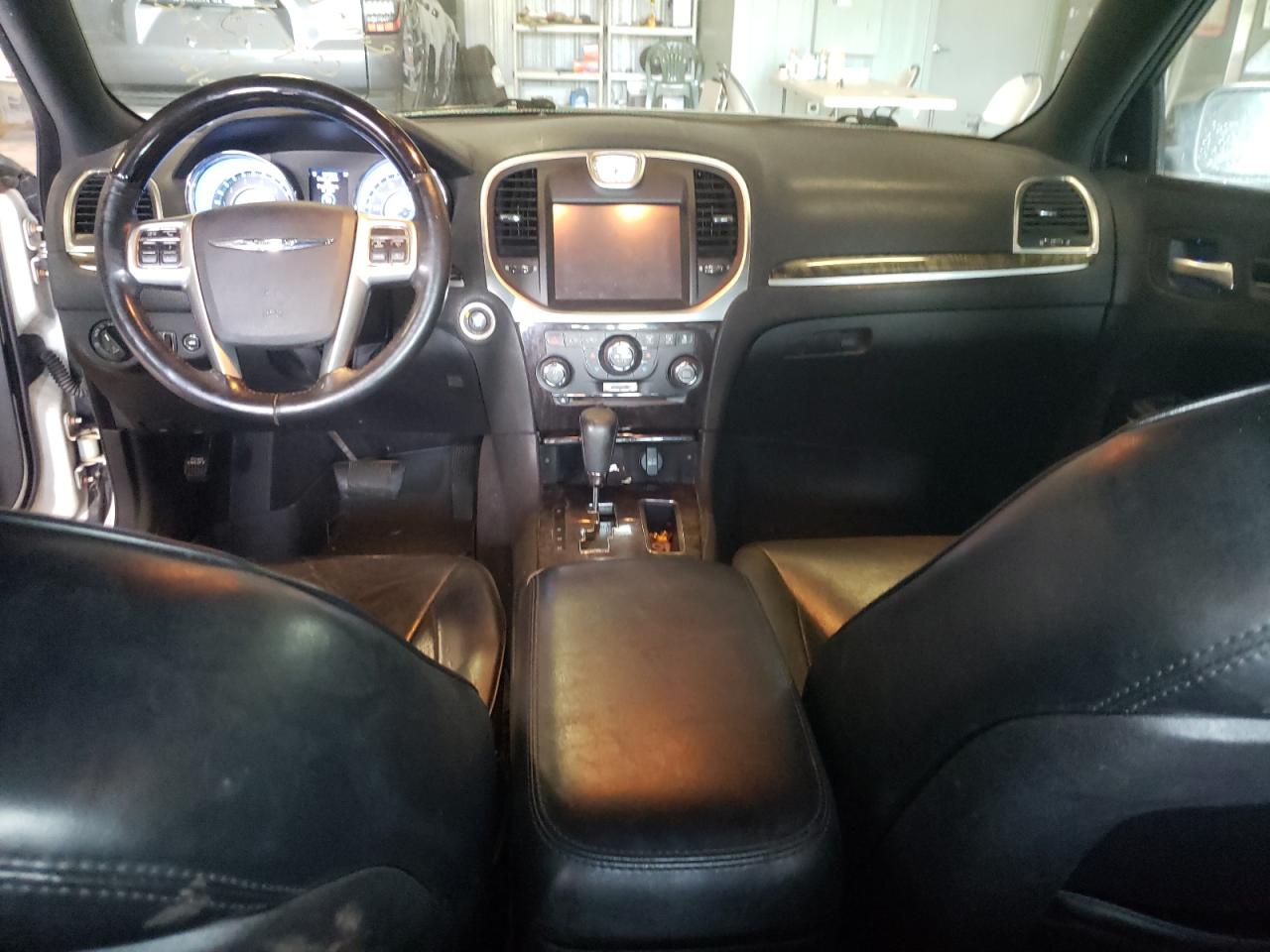 2012 Chrysler 300 VIN 2C3CCAET0CH288782 Copart auction photo, front end damage thumbnail 8