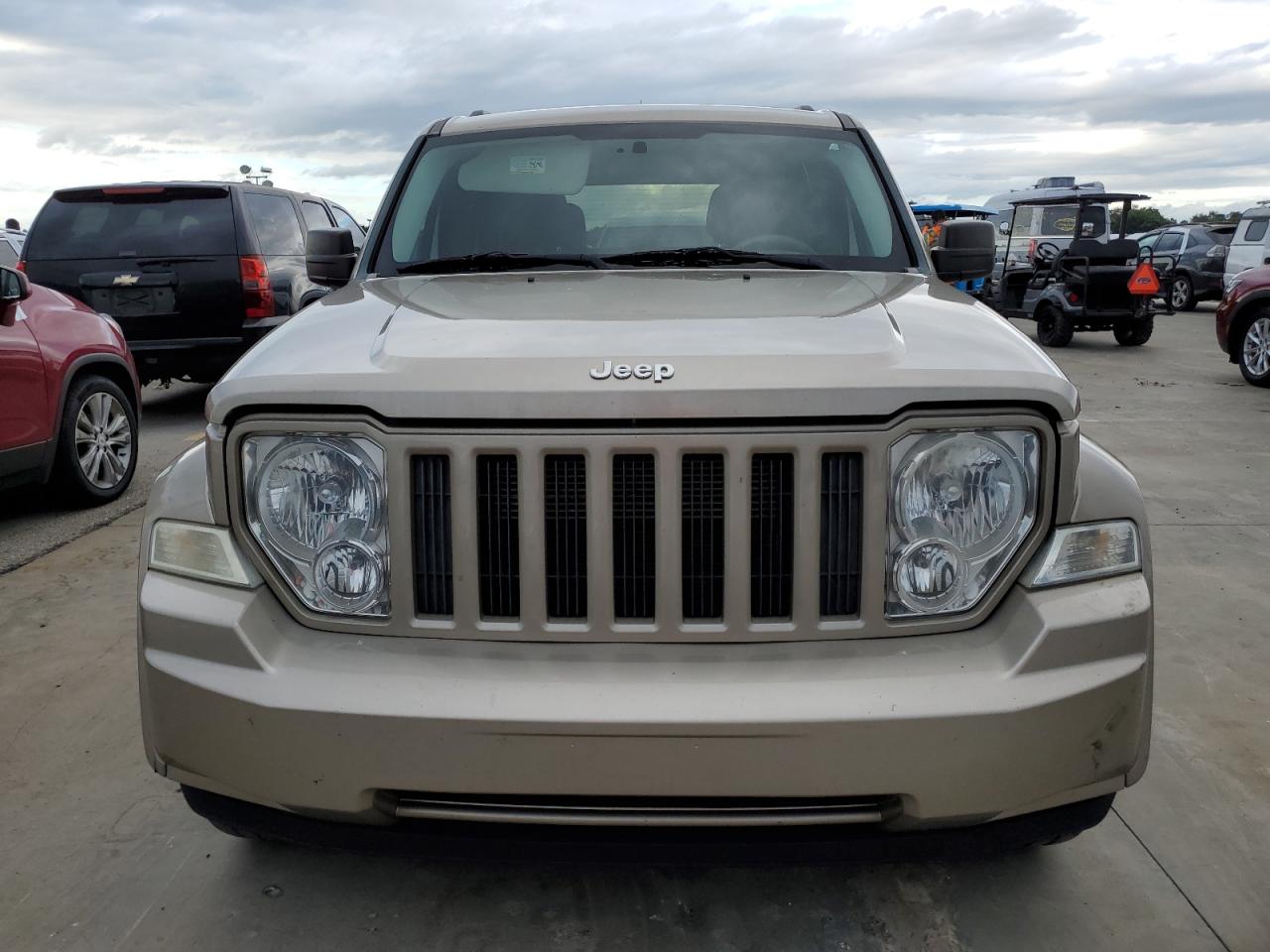 2011 Jeep Liberty (North America) VIN 1J4PP2GK8BW532118 Copart auction photo, water/flood damage thumbnail 5