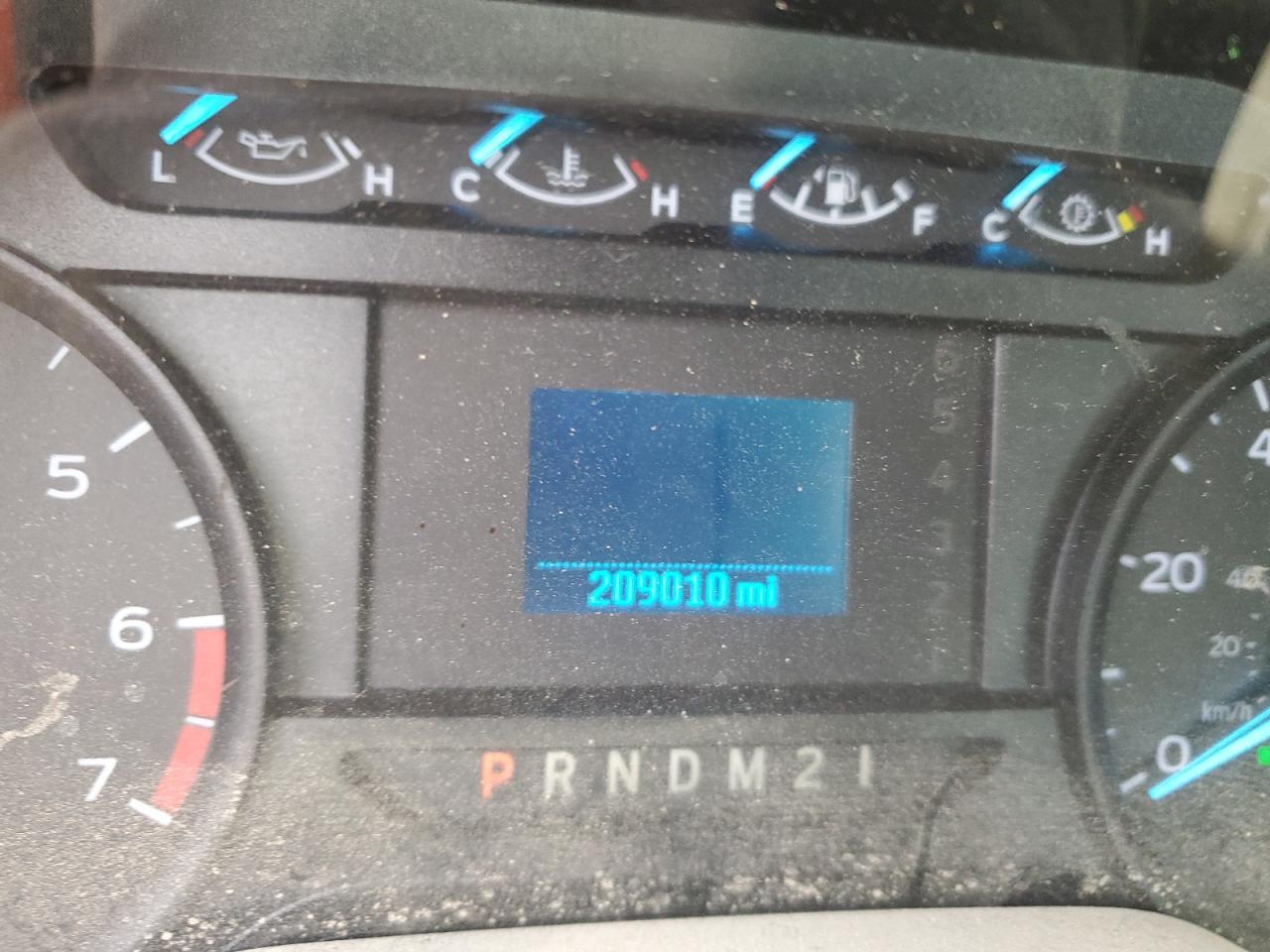 2018 Ford F250 VIN 1FDBF2A62JEB92897 Copart auction photo, front end / minor dent/scratches damage thumbnail 9