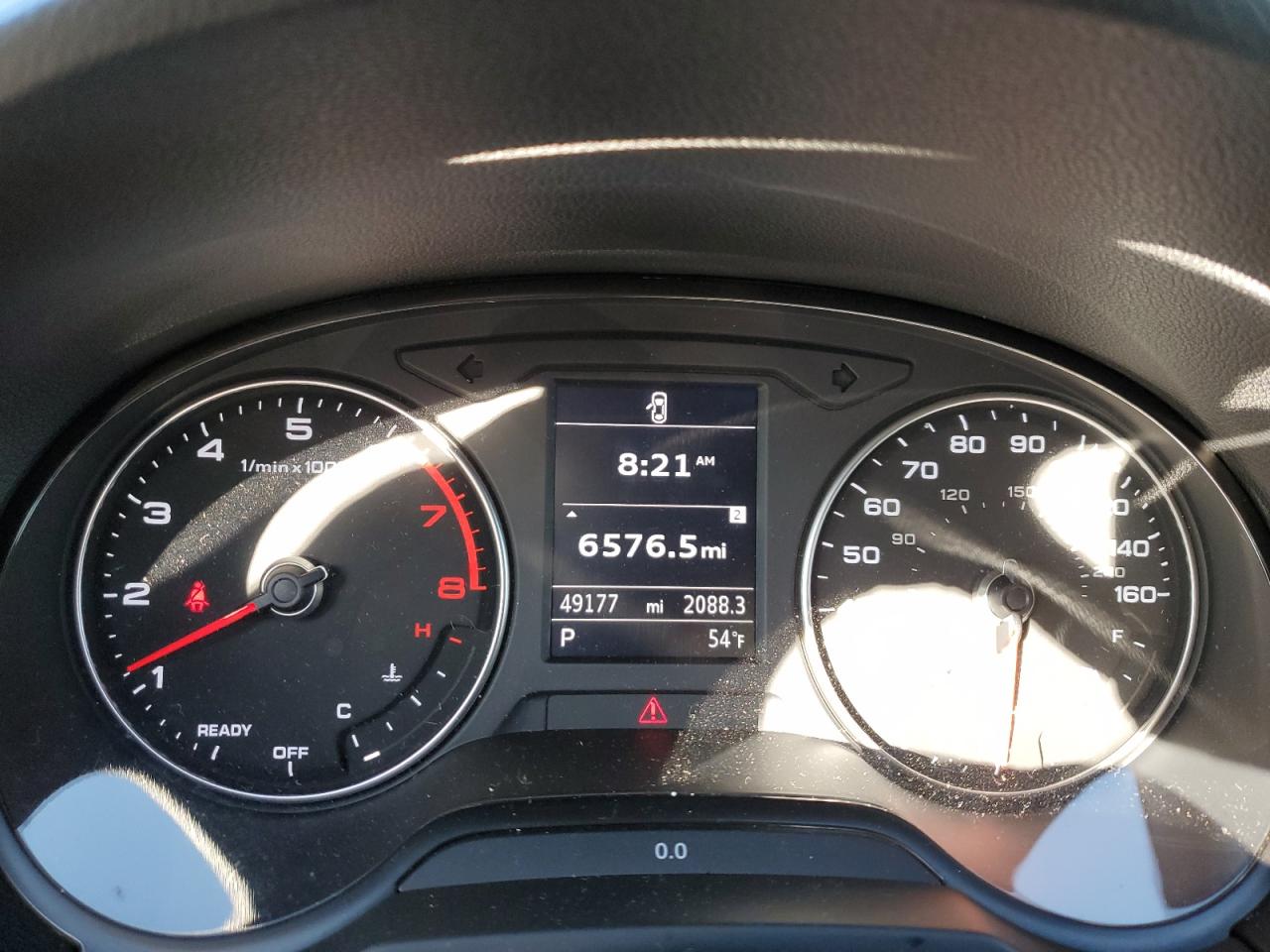 2019 Audi A3 VIN WAUAUGFFXKA086201 Copart auction photo, front end / minor dent/scratches damage thumbnail 9