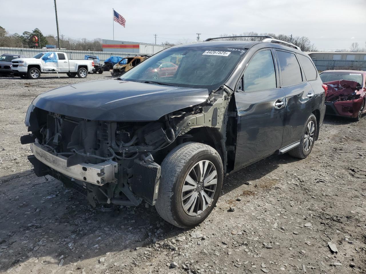 2017 Nissan Pathfinder VIN 5N1DR2MN1HC677105