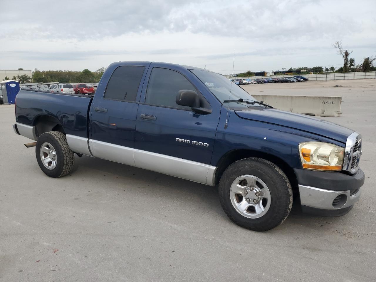 2006 Dodge RAM VIN 1D7HA18NX6S557992 Copart auction photo, front end / side damage thumbnail 4