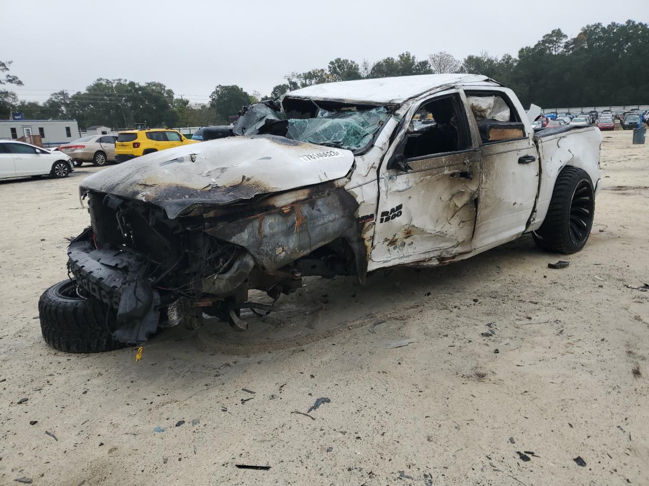2017 RAM 1500 VIN 1C6RR6KT3HS776427