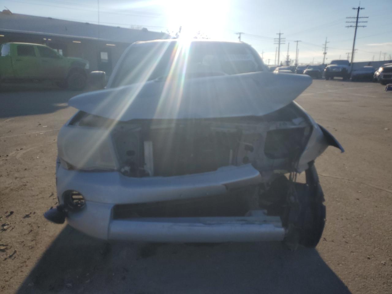 2006 Toyota Tacoma VIN 5TEUU42N26Z156653 Copart auction photo, front end damage thumbnail 5