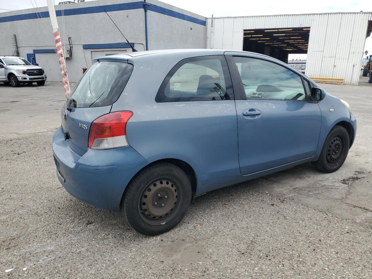 2010 Toyota Yaris VIN JTDJT4K33A5295366 Copart auction photo, minor dent/scratches damage thumbnail 3