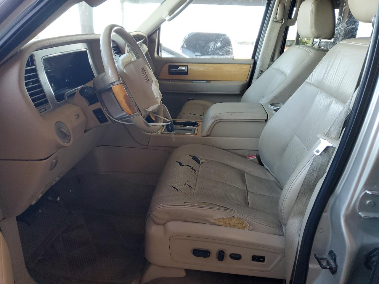 2007 Lincoln Navigator VIN 5LMFU28567LJ06884 Copart auction photo, front end / rear end damage thumbnail 7
