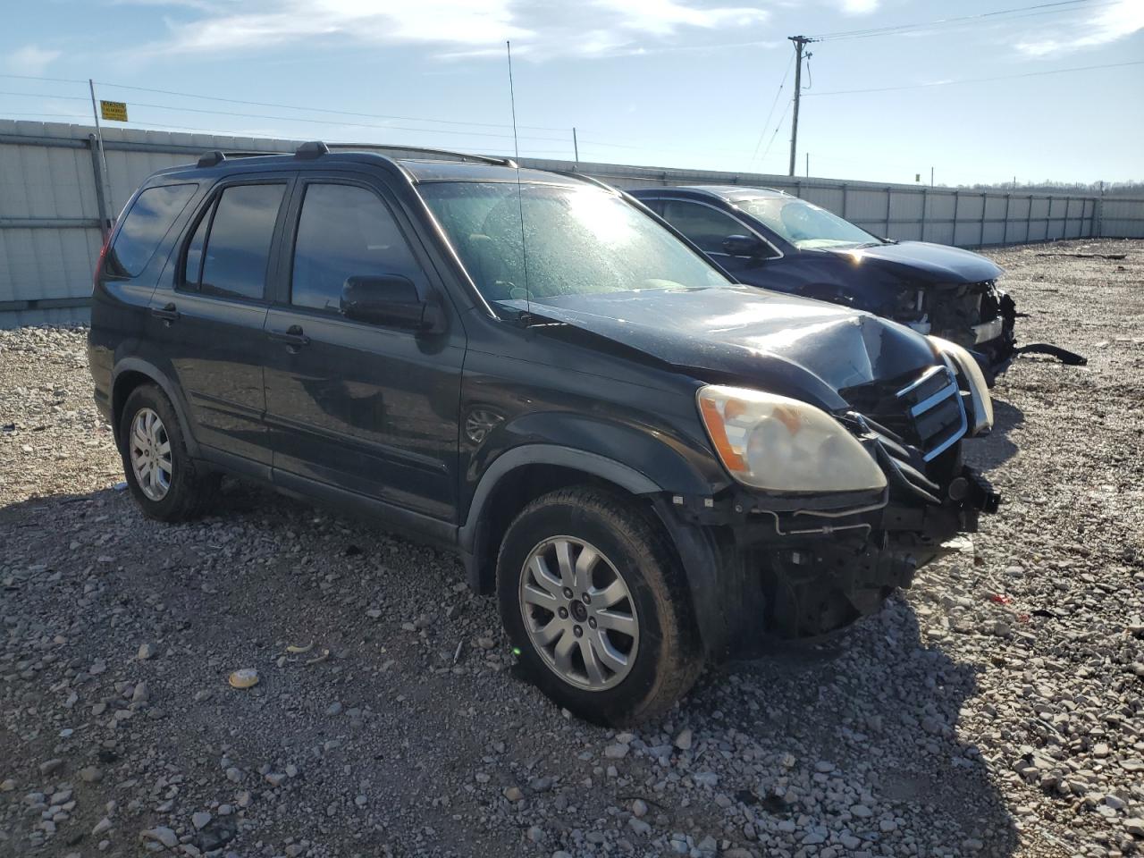 2005 Honda CR-V VIN JHLRD789X5C056060 Copart auction photo, front end damage thumbnail 4