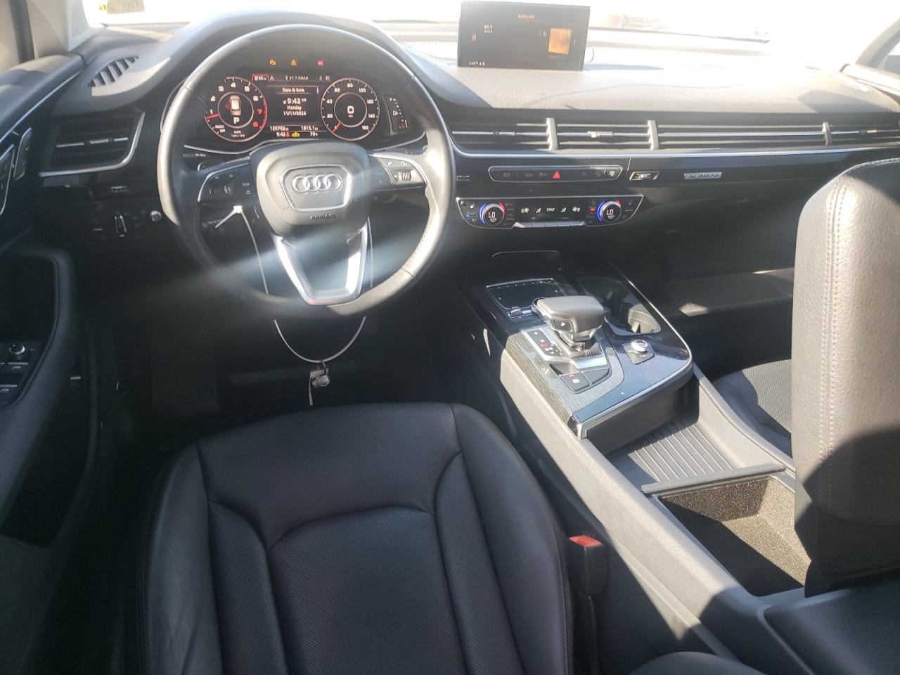 2017 Audi Q7 VIN WA1VAAF71HD035772 Copart auction photo, normal wear damage thumbnail 8