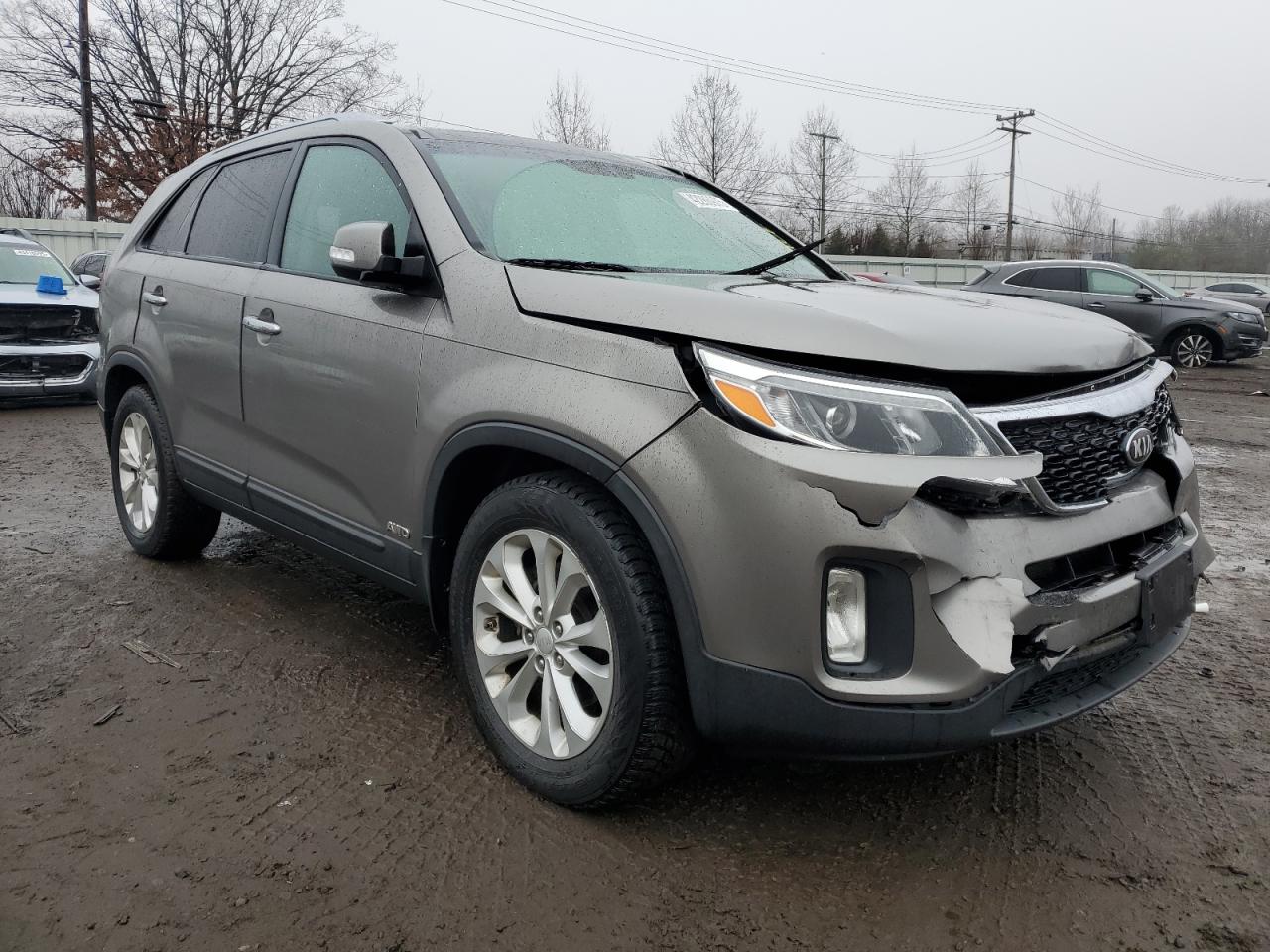 2014 KIA Sorento VIN 5XYKUDA77EG468082 Copart auction photo, front end damage thumbnail 4
