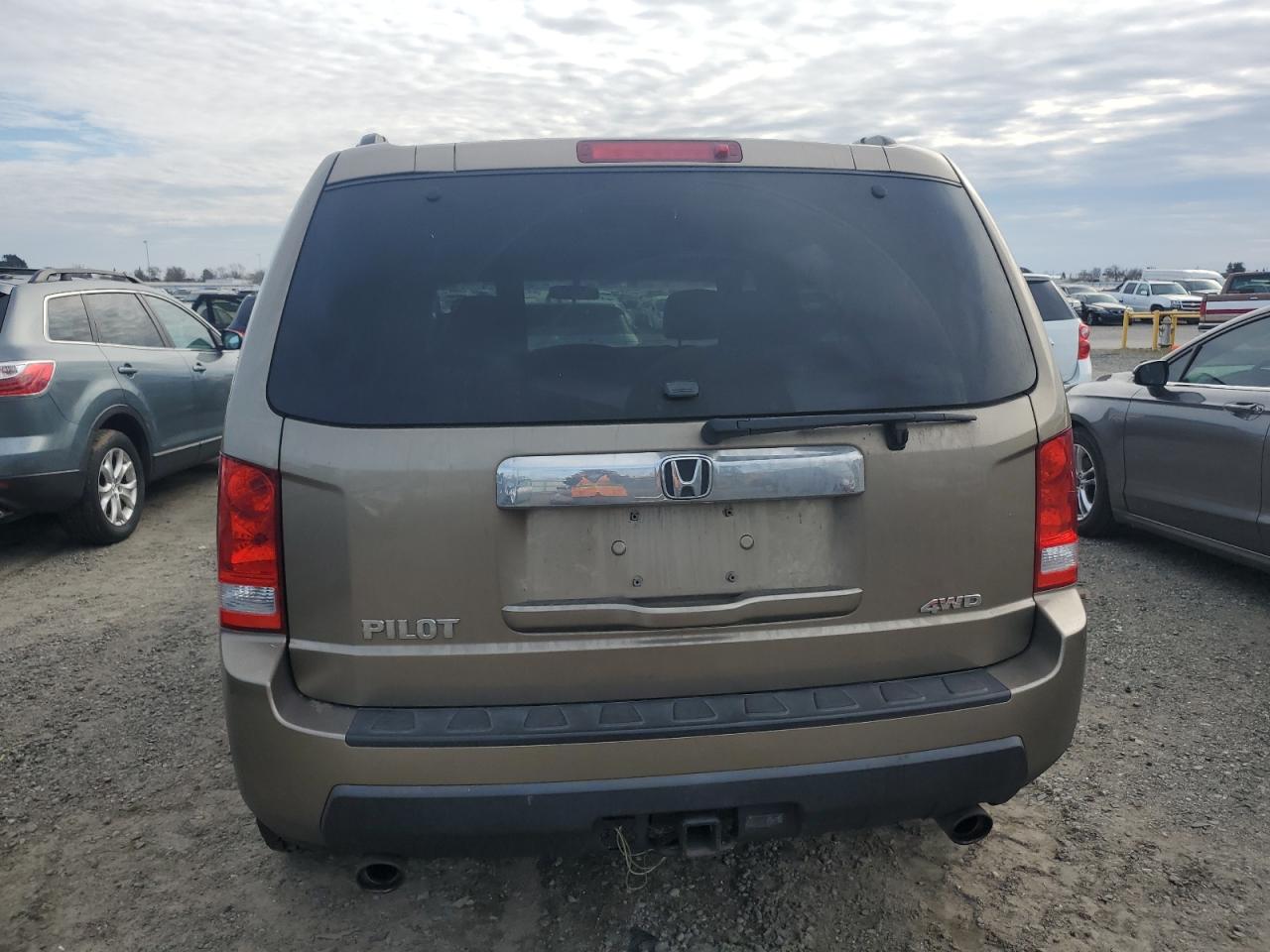 2011 Honda Pilot VIN 5FNYF4H48BB031887 Copart auction photo, front end / rear end damage thumbnail 6
