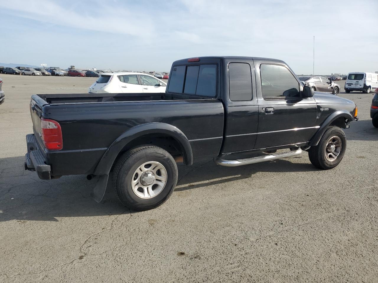 2002 Ford Ranger VIN 1FTYR44V72PB53023 Copart auction photo, front end damage thumbnail 3