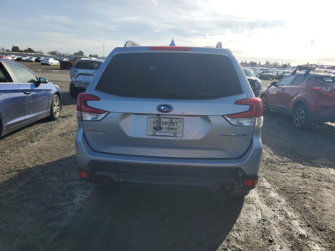2019 Subaru Forester VIN JF2SKACC3KH455946 Copart auction photo, front end / side damage thumbnail 6