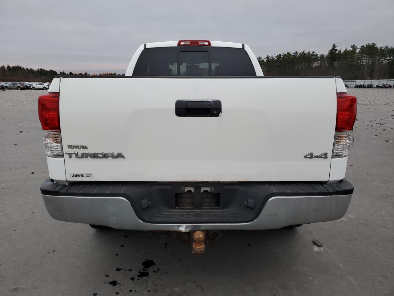 2011 Toyota Tundra VIN 5TFUY5F19BX186932 Copart auction photo, mechanical / minor dent/scratches damage thumbnail 6