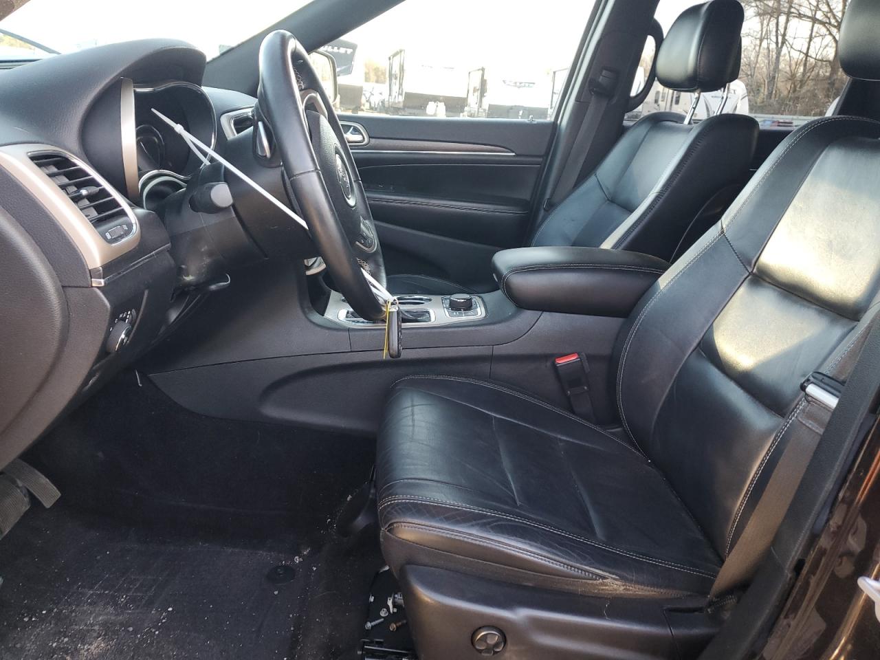 2017 Jeep Grand Cherokee VIN 1C4RJFBG1HC654680 Copart auction photo, side / front end damage thumbnail 7