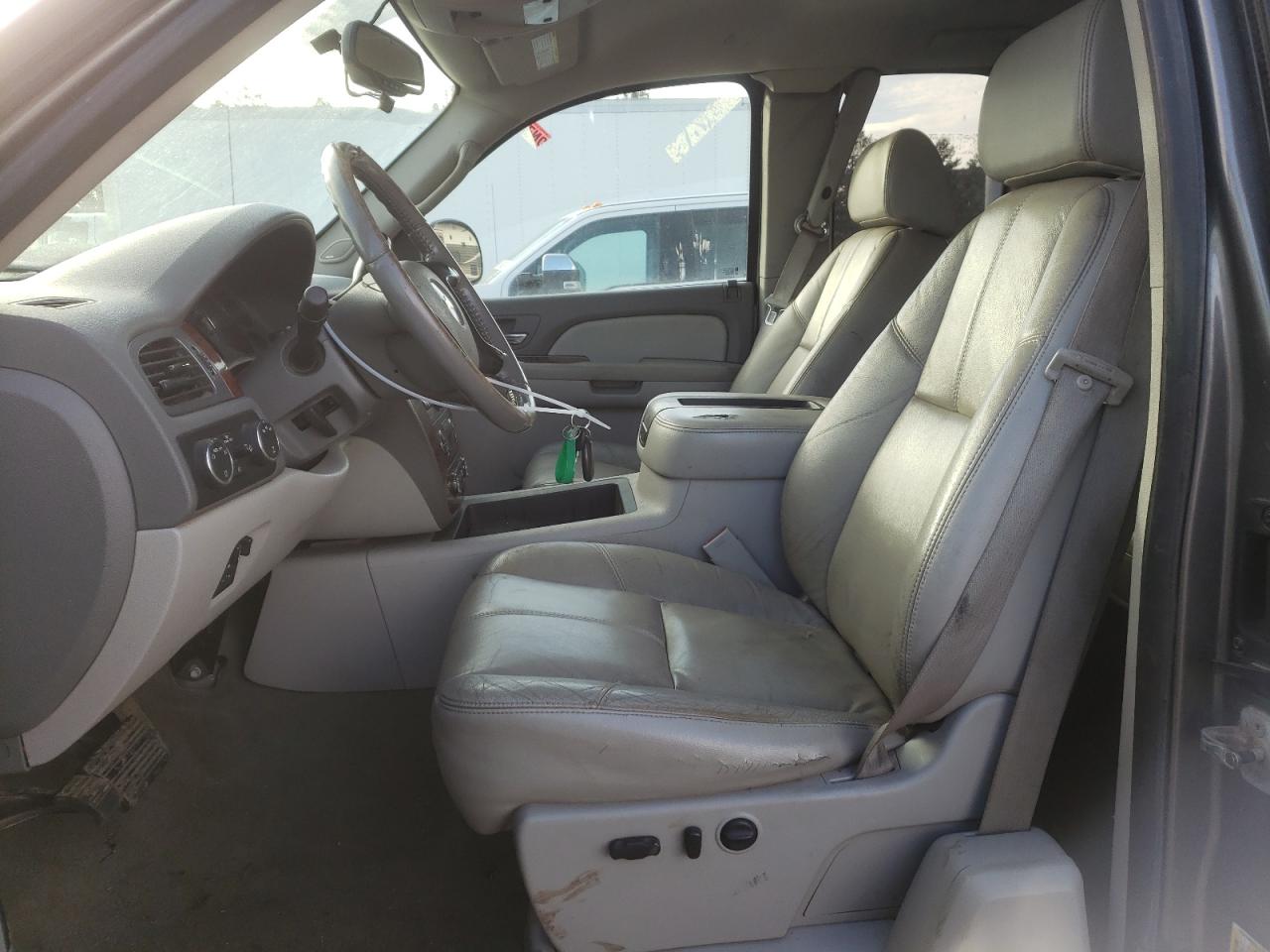 2009 Chevrolet Silverado VIN 1GCHK69659E121291 Copart auction photo, side damage thumbnail 7