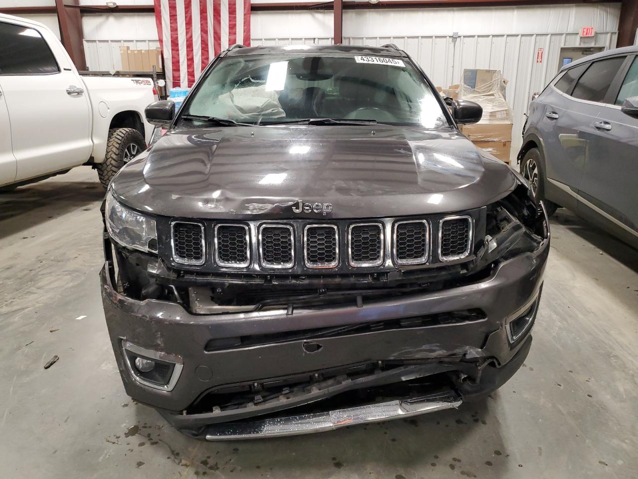 2020 Jeep Compass VIN 3C4NJCCB3LT125583 Copart auction photo, front end damage thumbnail 5