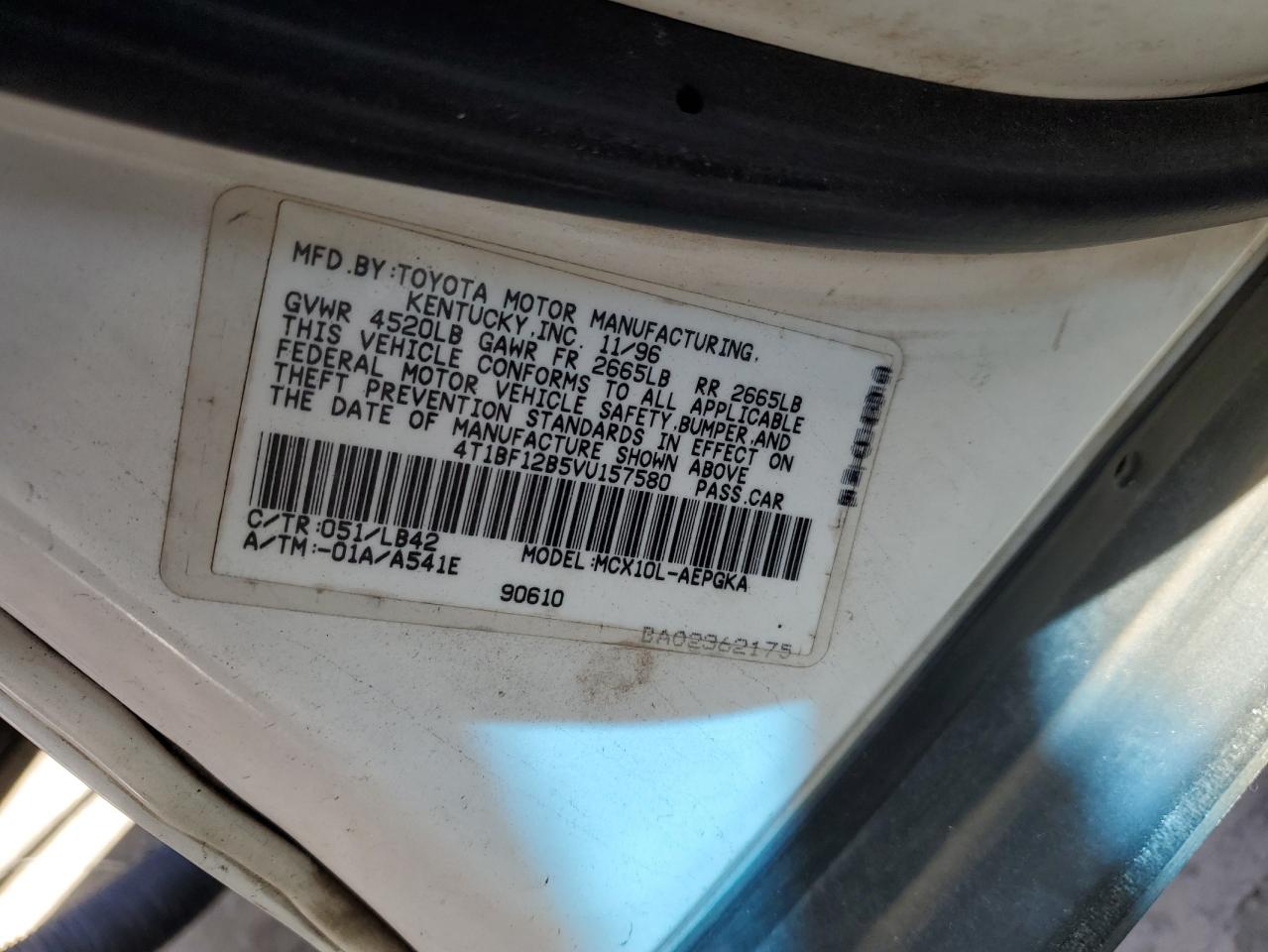 1997 Toyota Avalon VIN 4T1BF12B5VU157580 Copart auction photo, front end damage thumbnail 13