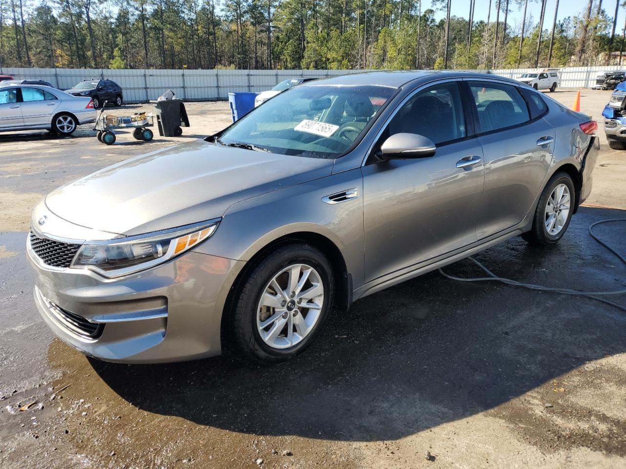 2016 KIA Optima VIN 5XXGT4L37GG114220