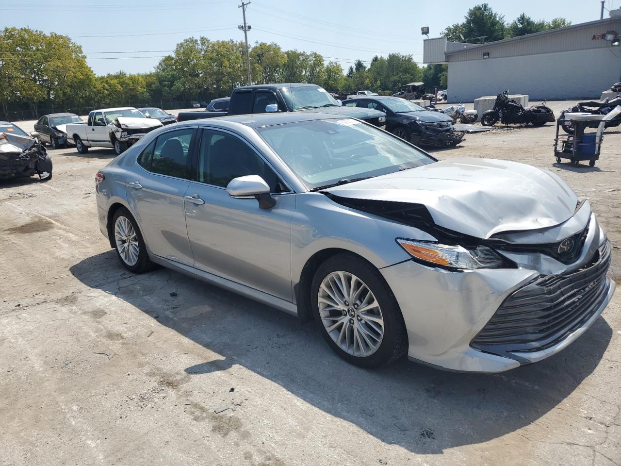 2019 Toyota Camry VIN 4T1B11HK8KU754546 Copart auction photo, front end damage thumbnail 4