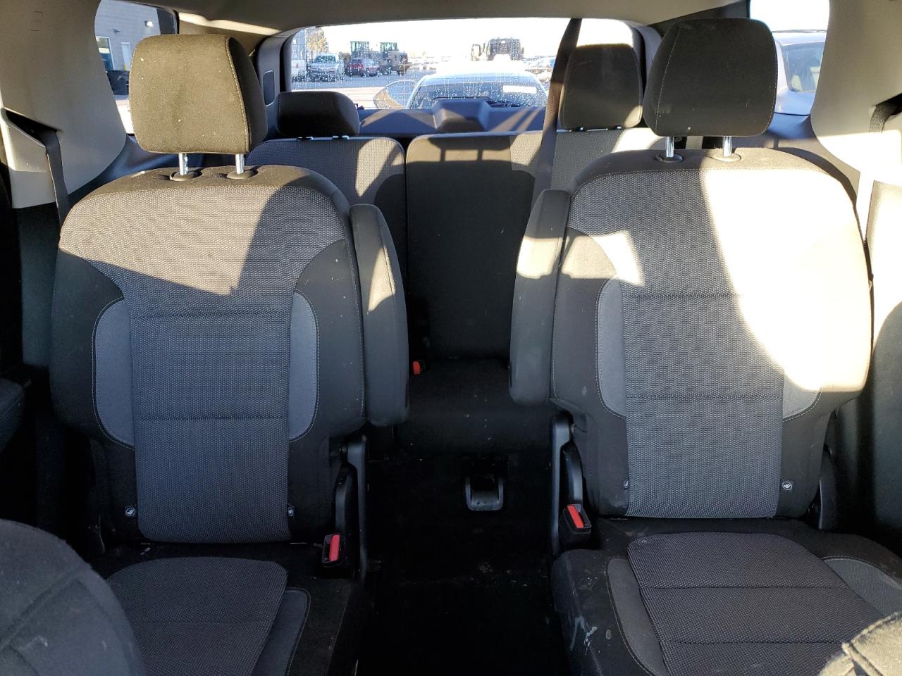 2020 Chevrolet Traverse VIN 1GNEVMKW3LJ199468 Copart auction photo, rear end damage thumbnail 10